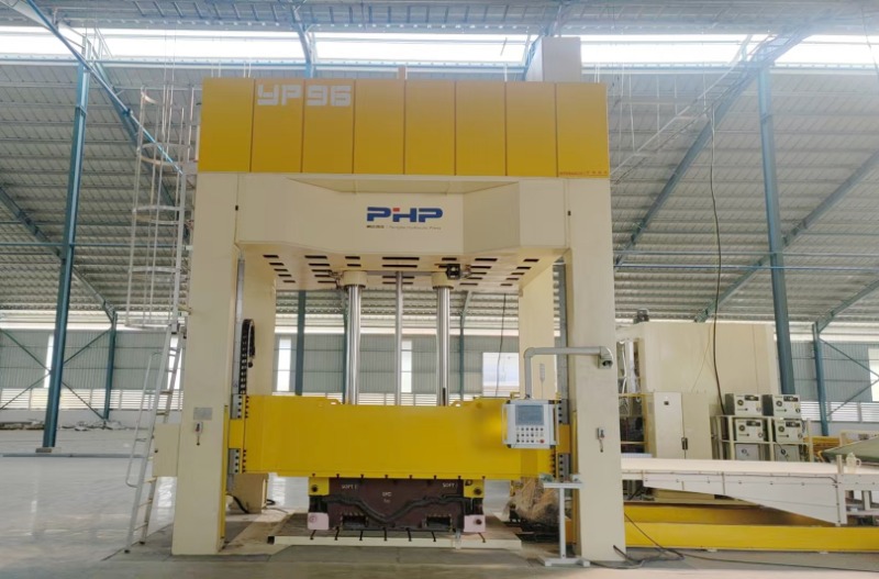 PHP Service Team har framgångsrikt slutfört installationen och driftsättningen av en 150-tons inre reservdelspress i Indonesien